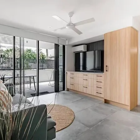 Coolum Gem With Bbq & Stunning Pool Apartment Coolum Beach Exterior photo